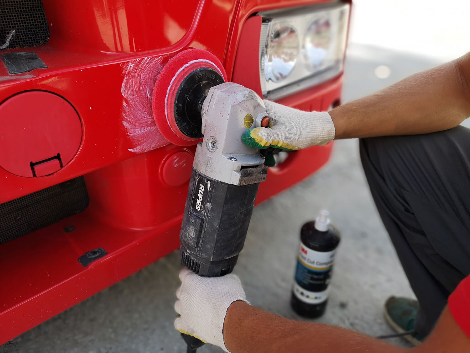 Шлифовка и полировка деталей автомобилей