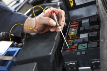 Автоэлектрик, установка аудио/видео систем